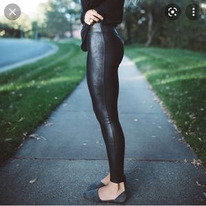 Spank fuax leather leggings medium petite